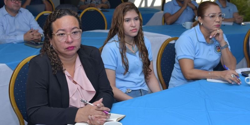 EN FORTALECIMIENTO DE LA EDUCACIÓN TÉCNICA