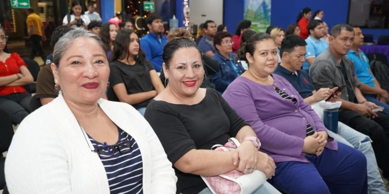 Conferencia “Producción más Limpia” reúne a más de 1,300 protagonistas del Sistema Educativo Nacional