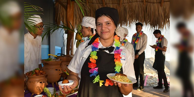 ¡Iniciamos! Estudiantes de Hotelería y Turismo participan en Programa de Pasantías