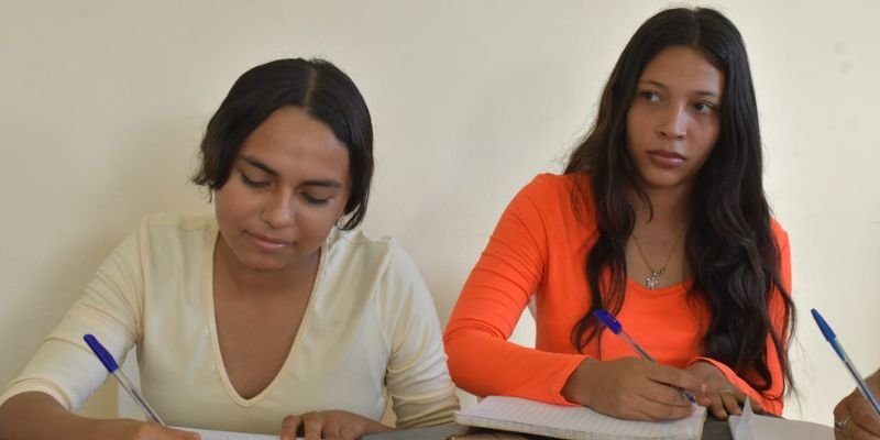 Familias de Tipitapa demuestran talento y prosperidad a través de las Escuelas Municipales de Oficio