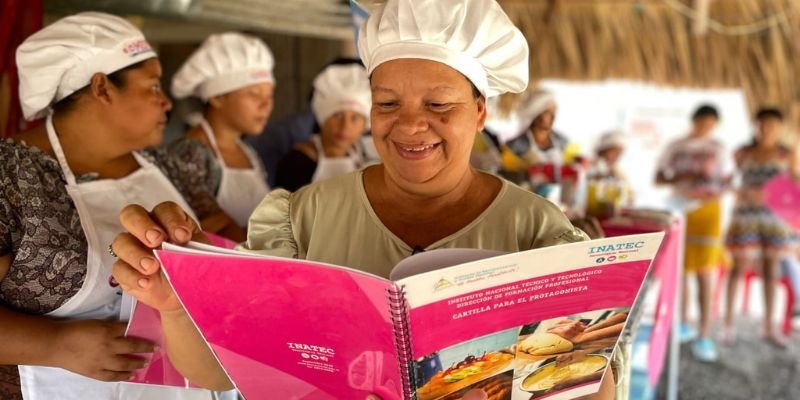 Mujeres de Jiquilillo se empoderan con el curso de Agro industrialización