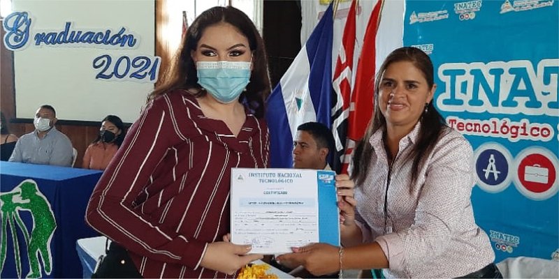 Protagonistas de Jinotega reciben certificados de culminación de los Cursos Libres y Modulares