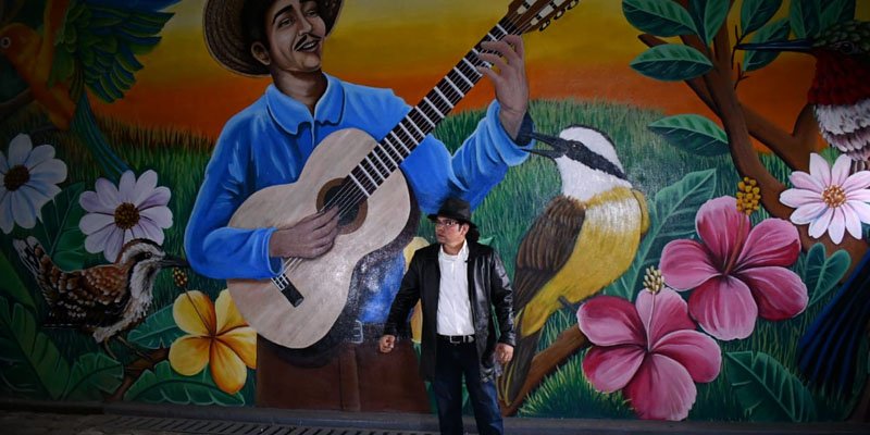 Recital de poesía a la Patria: 13 poemas para celebrar las Victorias de la Paz