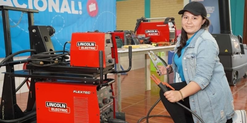 Conocer para elegir: una experiencia transformadora en los Centros Tecnológicos del país