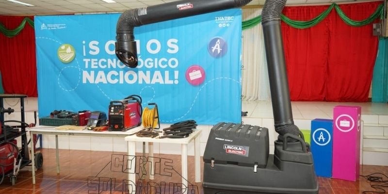 Conocer para elegir: una experiencia transformadora en los Centros Tecnológicos del país