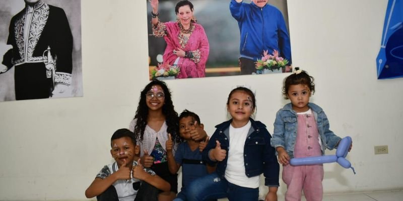 Celebran Segunda Edición de Artes a Puertas Abiertas con los mimados de la Revolución