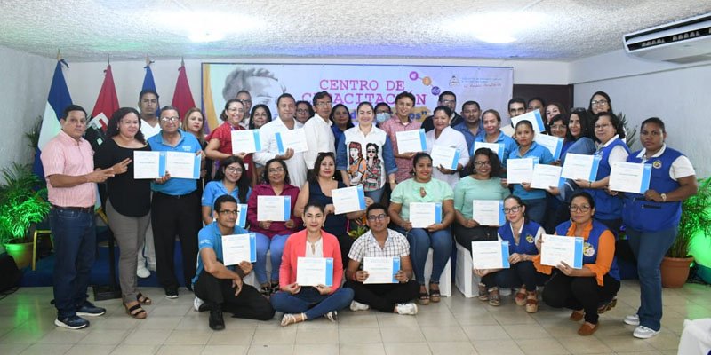 655 Servidores Públicos finalizan cursos en el Centro de Capacitación Comandante Carlos