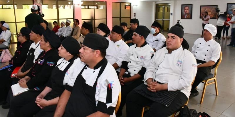 Taller Especializado sobre “Comida Peruana”