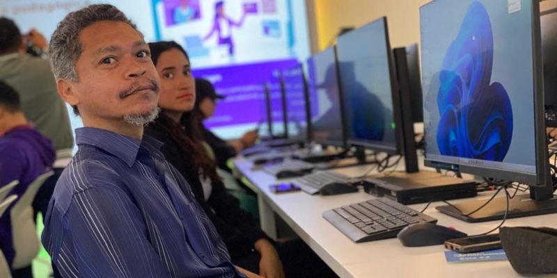 Primer Catálogo de Herramientas de Inteligencia Artificial para Maestros y Maestras