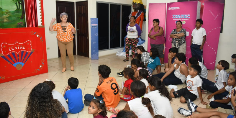 Tardeada Familiar  Centro Cultural y Politécnico José Coronel Urtecho, ¡No Volverá el Pasado!