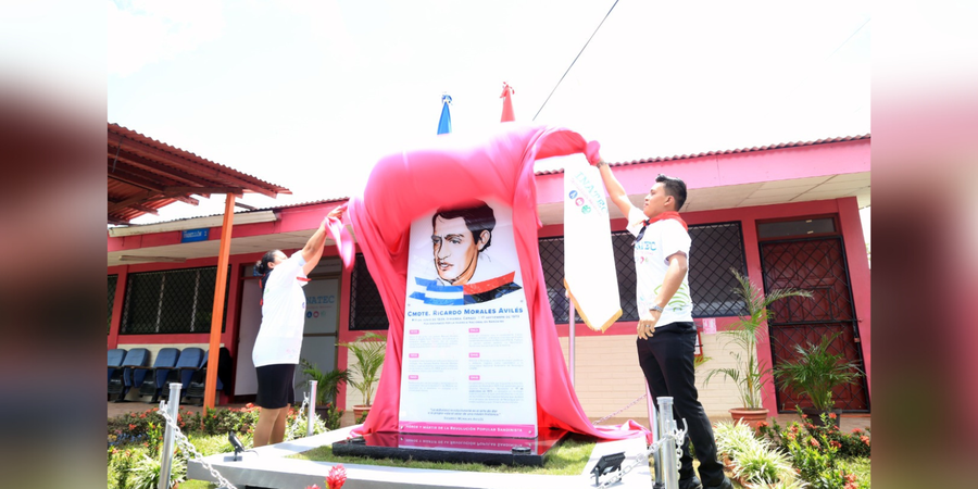 Estudiantes Técnicos conmemoran Natalicio de Ricardo Morales Avilés