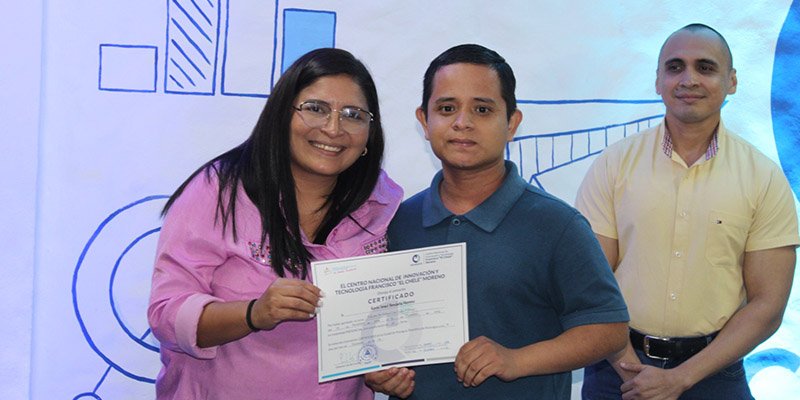 Cierre de la Séptima Temporada de Entrenamiento  en Herramientas de Innovación Abierta