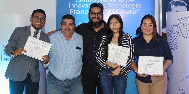 Cierre de la Séptima Temporada de Entrenamiento  en Herramientas de Innovación Abierta