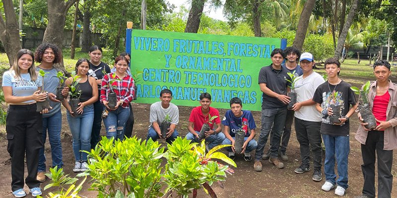Sembrando futuro: Centro Agropecuario de Chinandega impulsa educación ambiental con inauguración de vivero forestal y ornamental